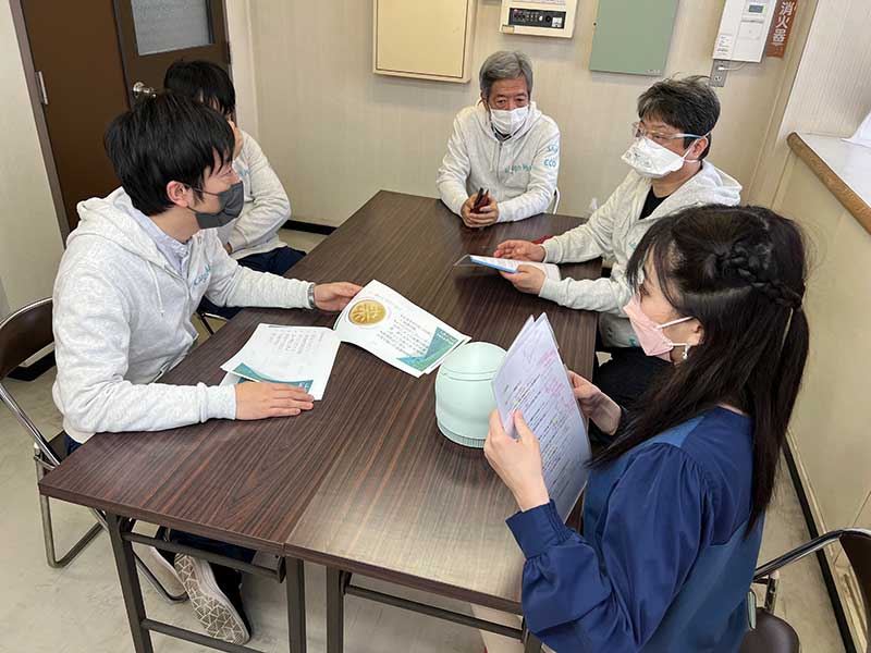 プロジェクトを支える経験豊富なスタッフ